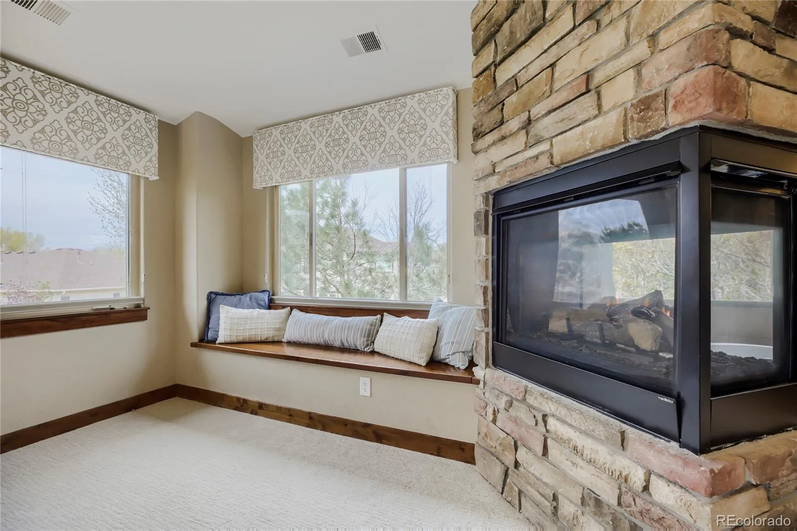 472 Durango Avenue Broomfield CO 80020 MLS #REC8811165 04262026235102 1600 19
