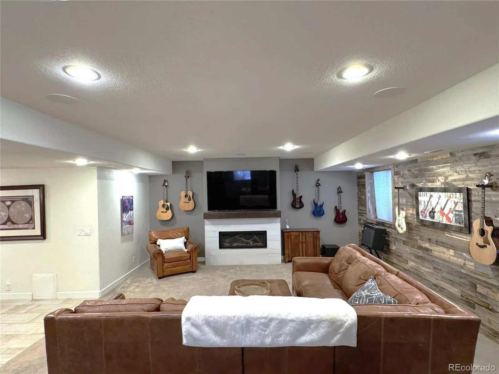 472 Durango Avenue Broomfield CO 80020 MLS #REC8811165 04262026235102 1600 35
