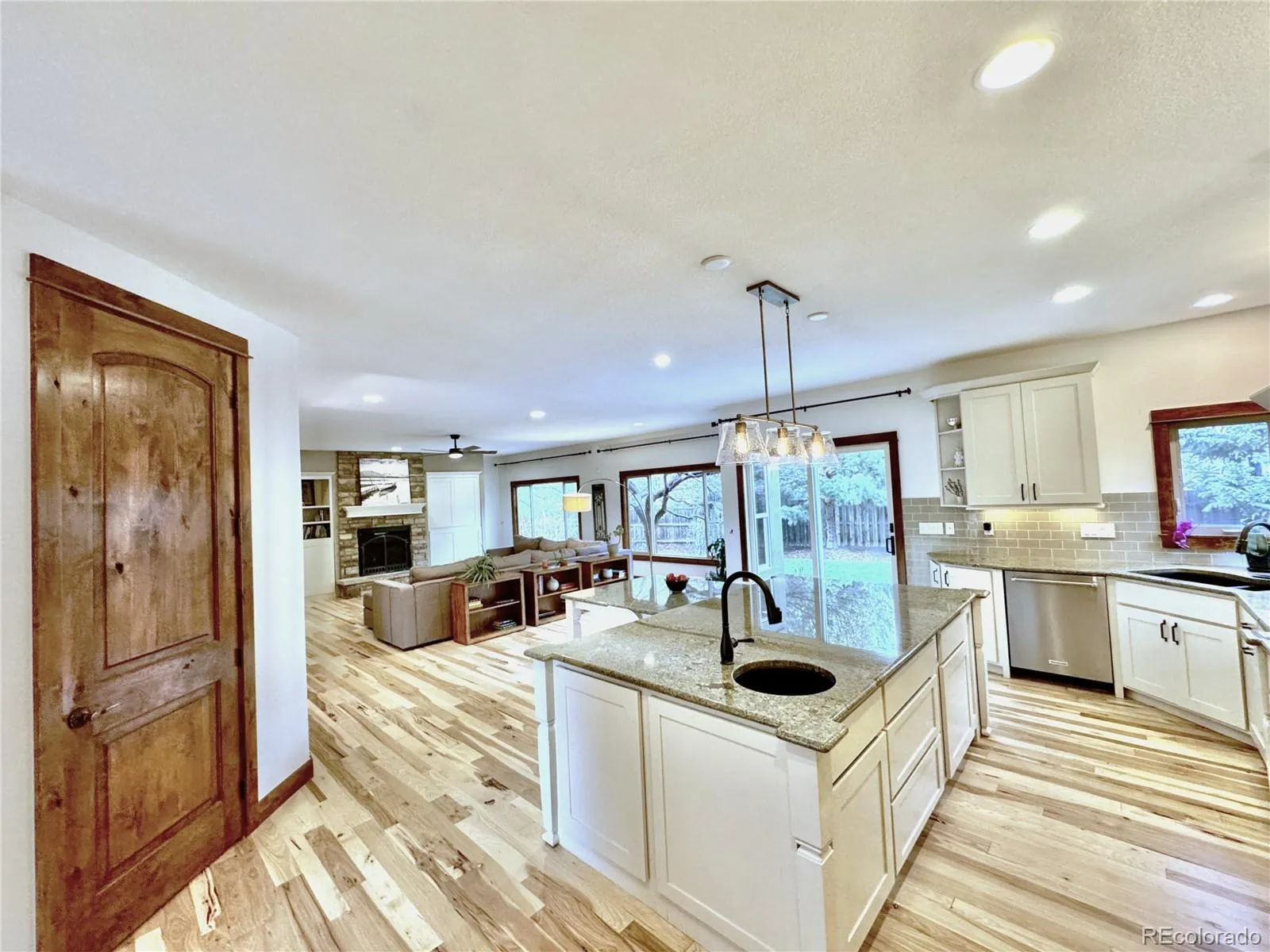 472 Durango Avenue Broomfield CO 80020 MLS #REC8811165 04262026235102 1600 4