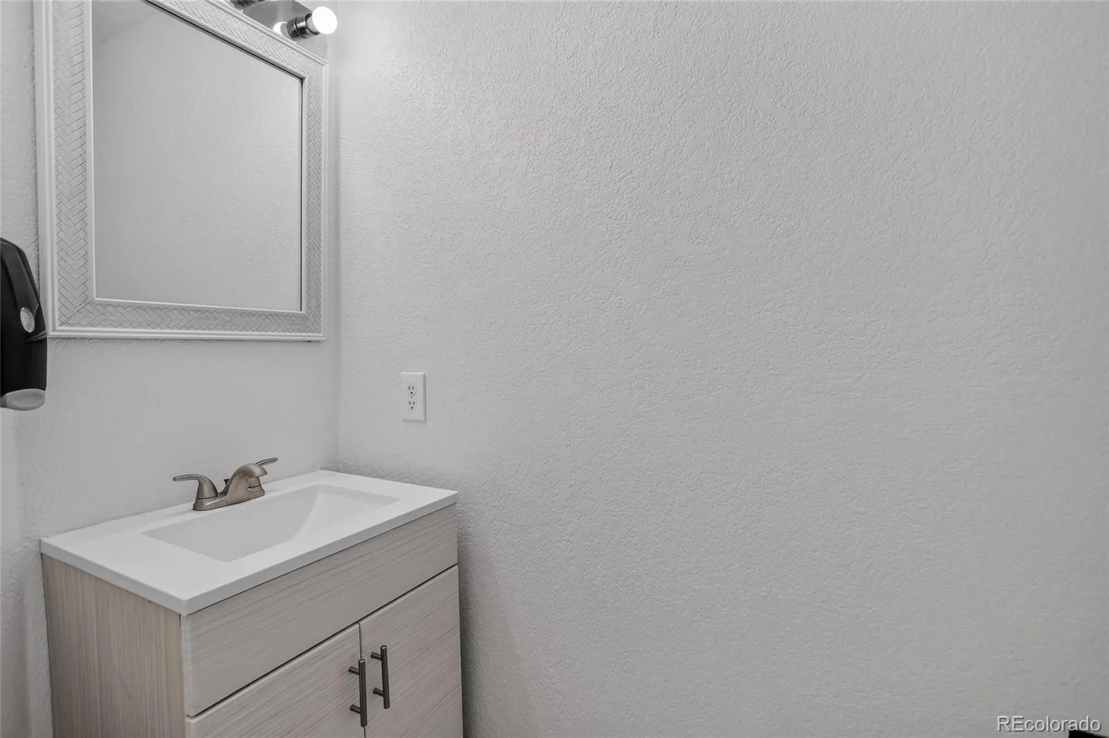 4300 Danube Way Denver CO 80249 | MLS #REC8811166 09222026215803 1600 19