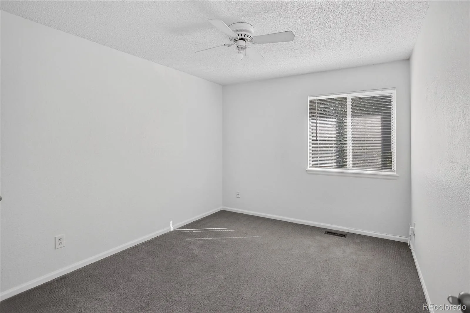 4300 Danube Way Denver CO 80249 | MLS #REC8811166 09222026215803 1600 38