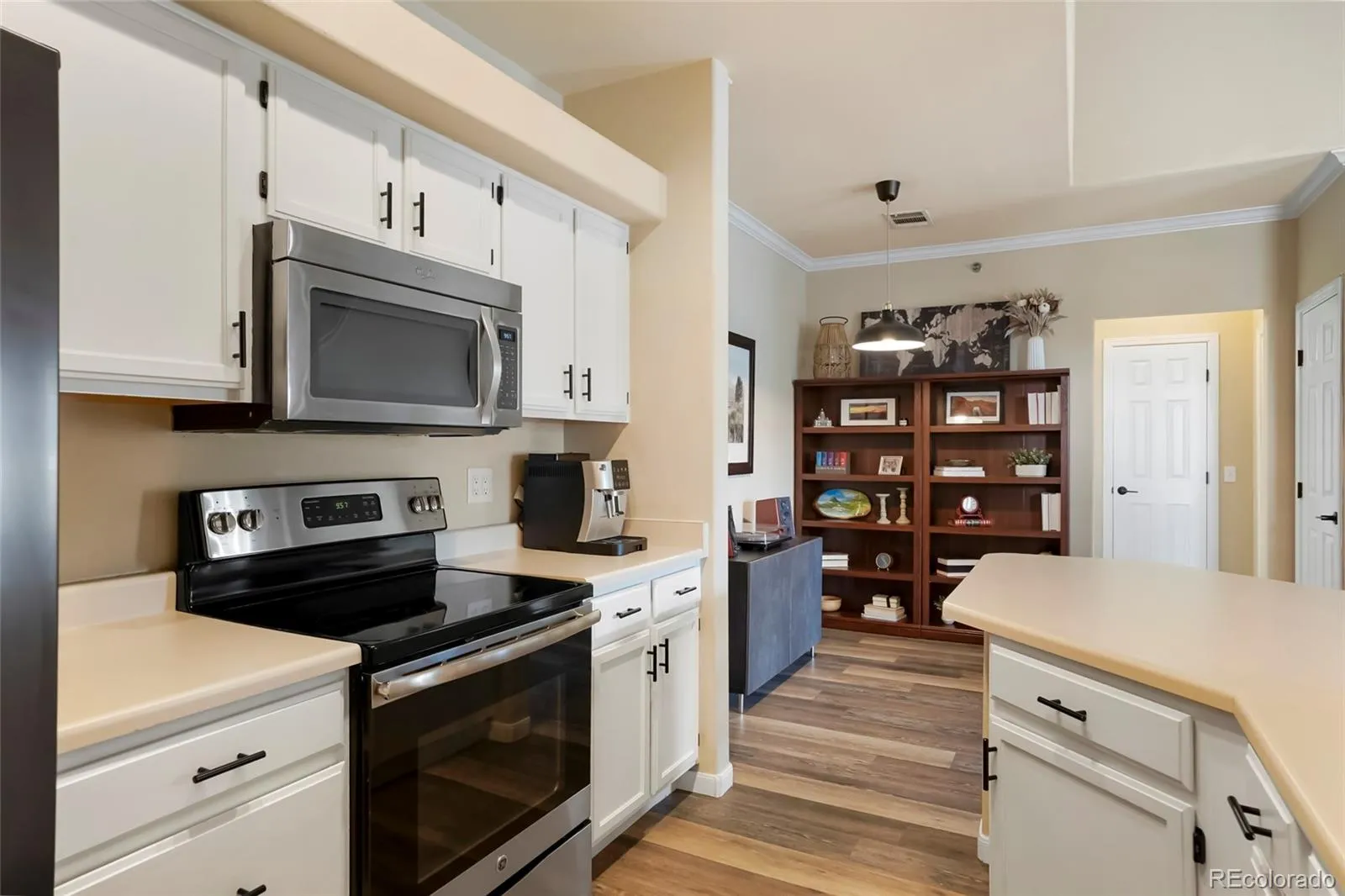 6009 Castlegate Drive #C25 Castle Rock CO 80108 | MLS #REC8815889 05052026224927 1600 12