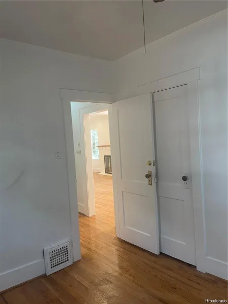 1143 S Corona Street Denver CO 80210 MLS #REC8818916 06162026061808 800 17