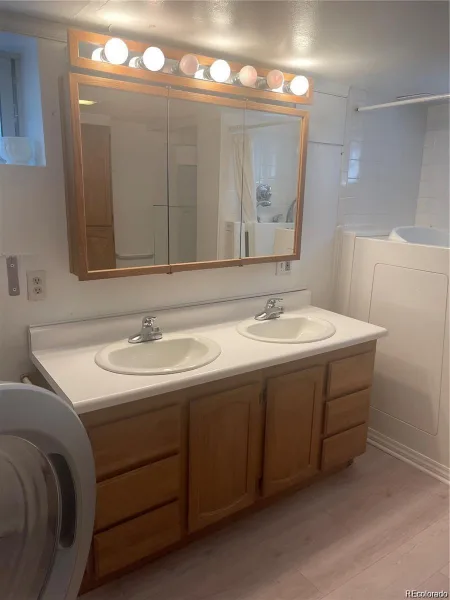1143 S Corona Street Denver CO 80210 MLS #REC8818916 06162026061808 800 18