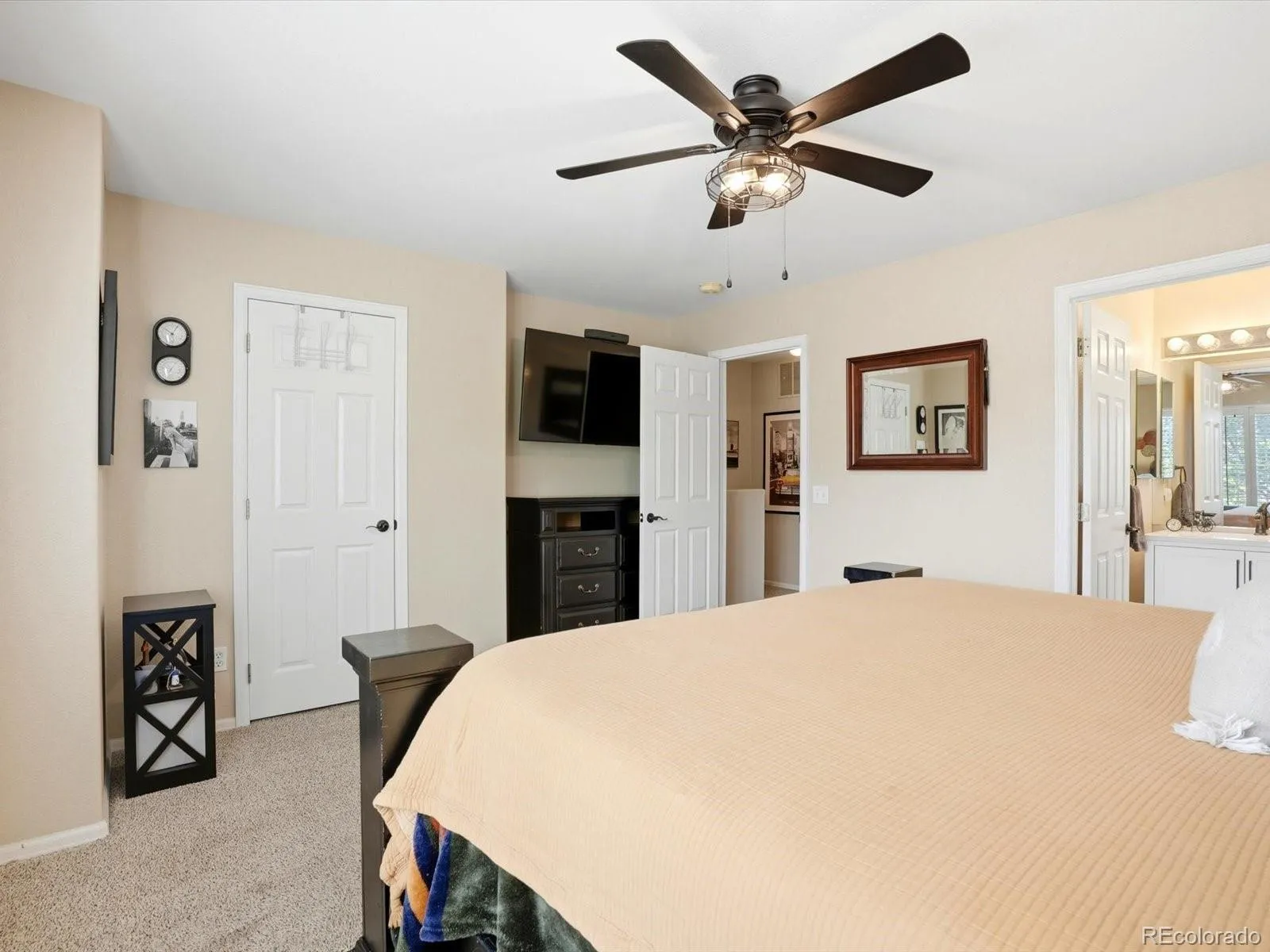 1362 S Cathay Court #101 Aurora CO 80017 MLS #REC8821769 05152026055926 1600 18