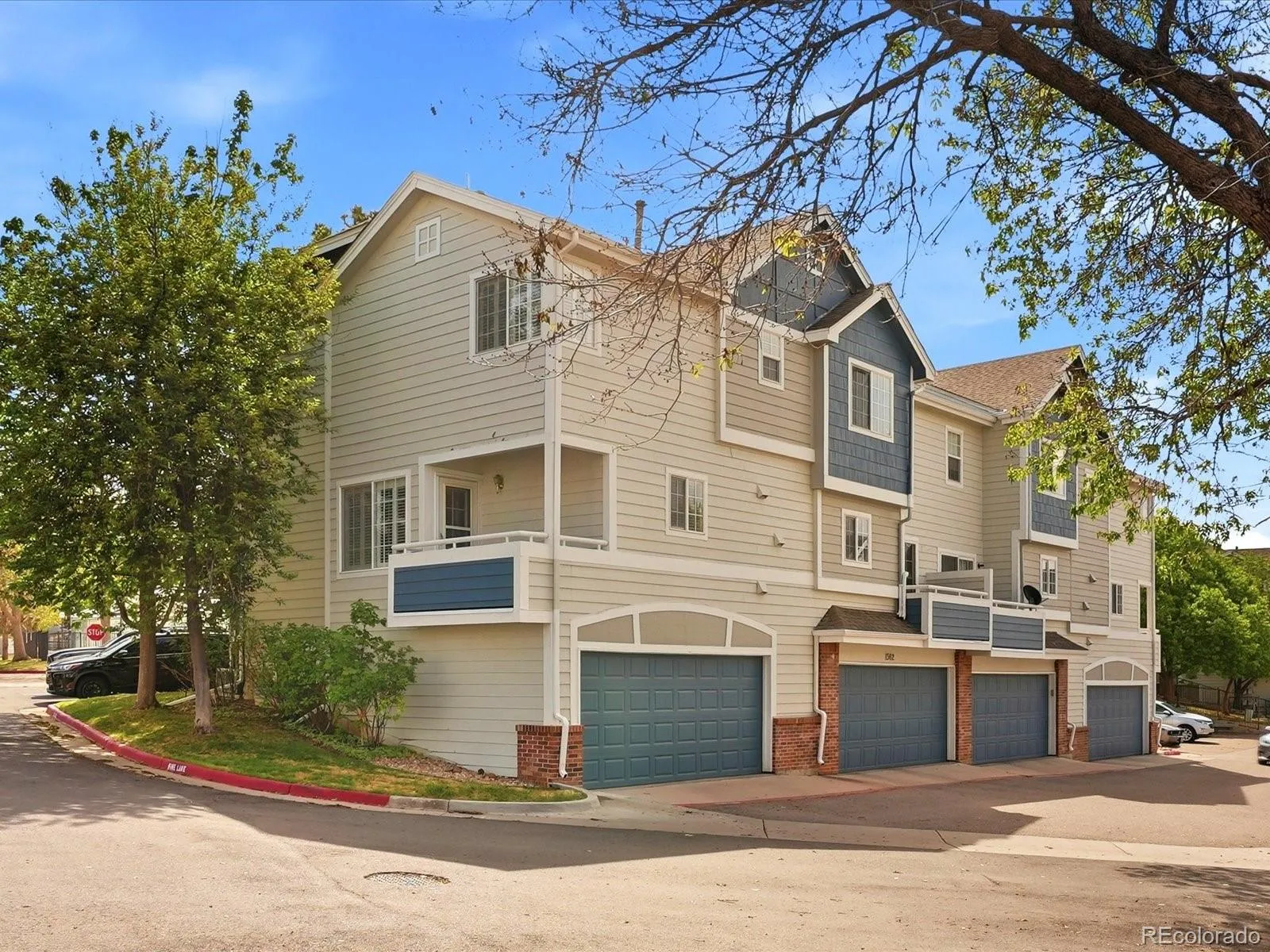 1362 S Cathay Court #101 Aurora CO 80017 MLS #REC8821769 05152026055926 1600 4