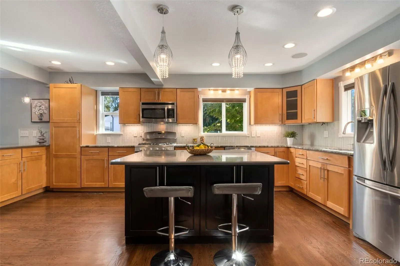 03292026022137 1600 19