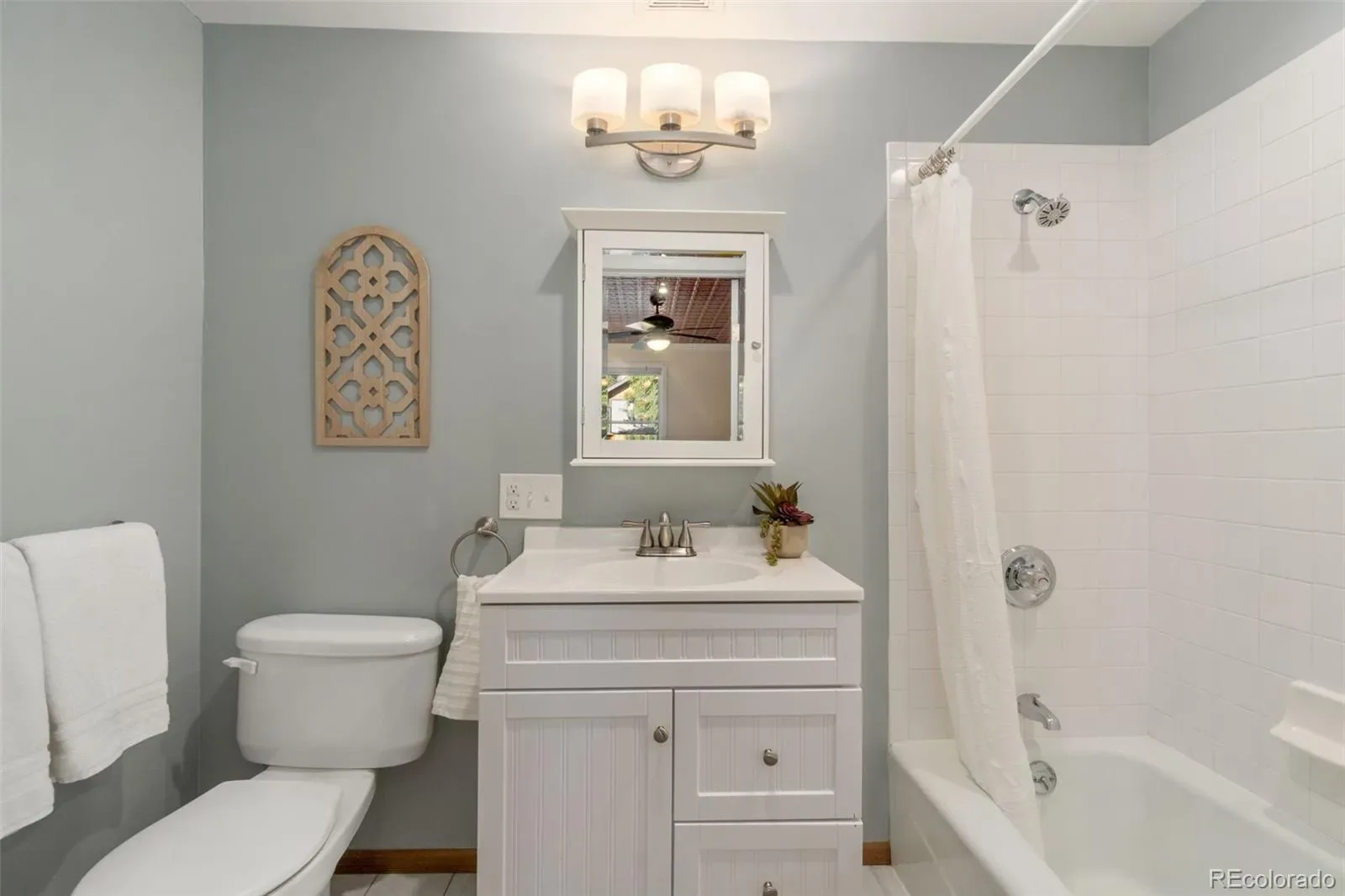 03292026022137 1600 28