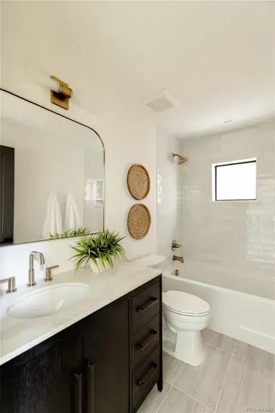 02182026162151 800 32