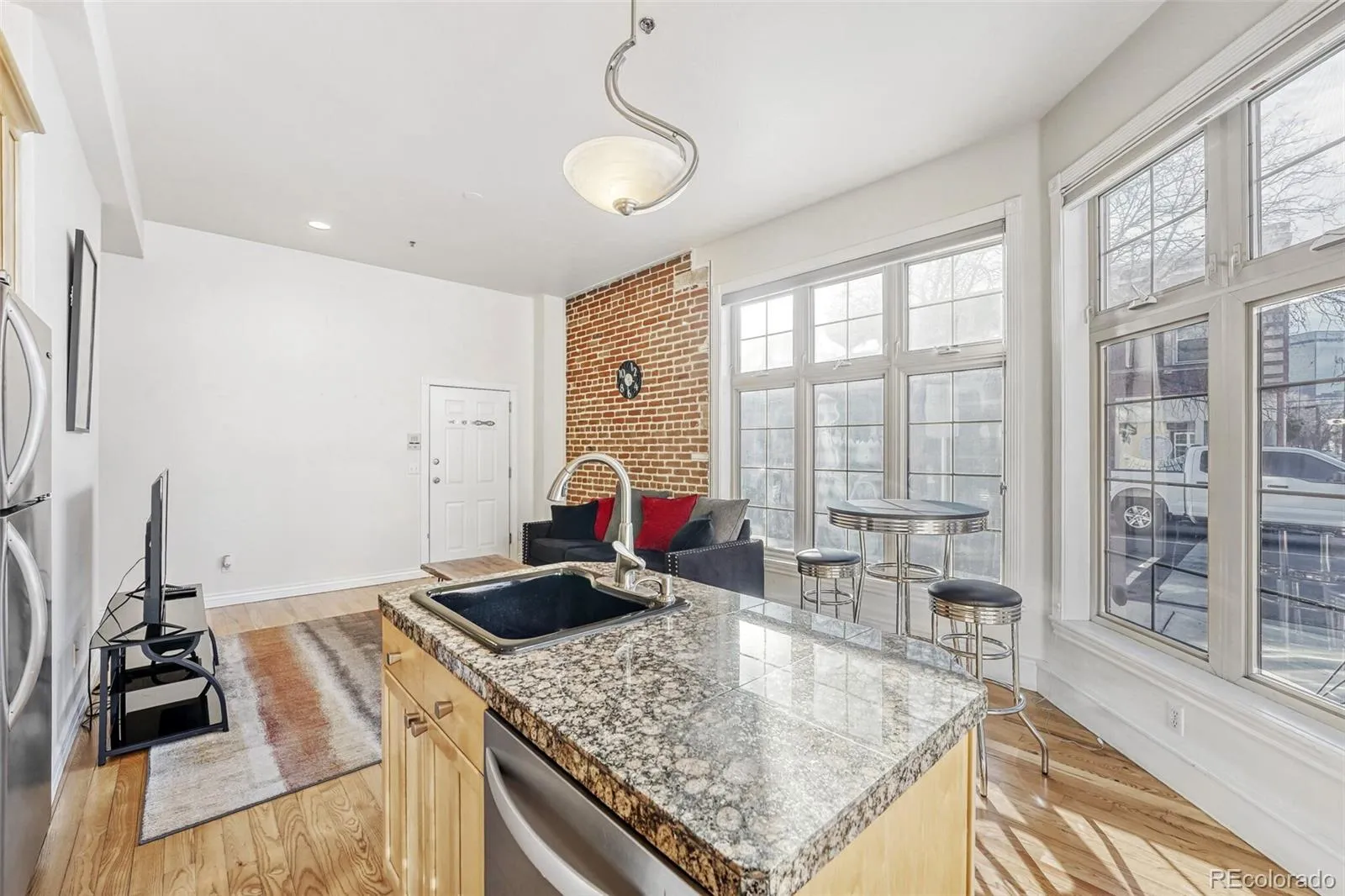 04152026224031 1600 14