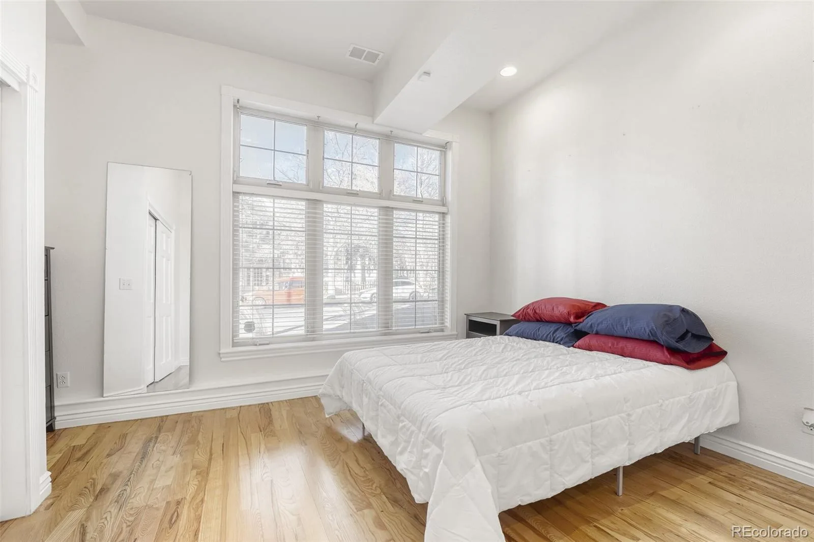 800 E 18th Avenue #107 Denver CO 80218 MLS #REC8828418 06032026223200 1600 21