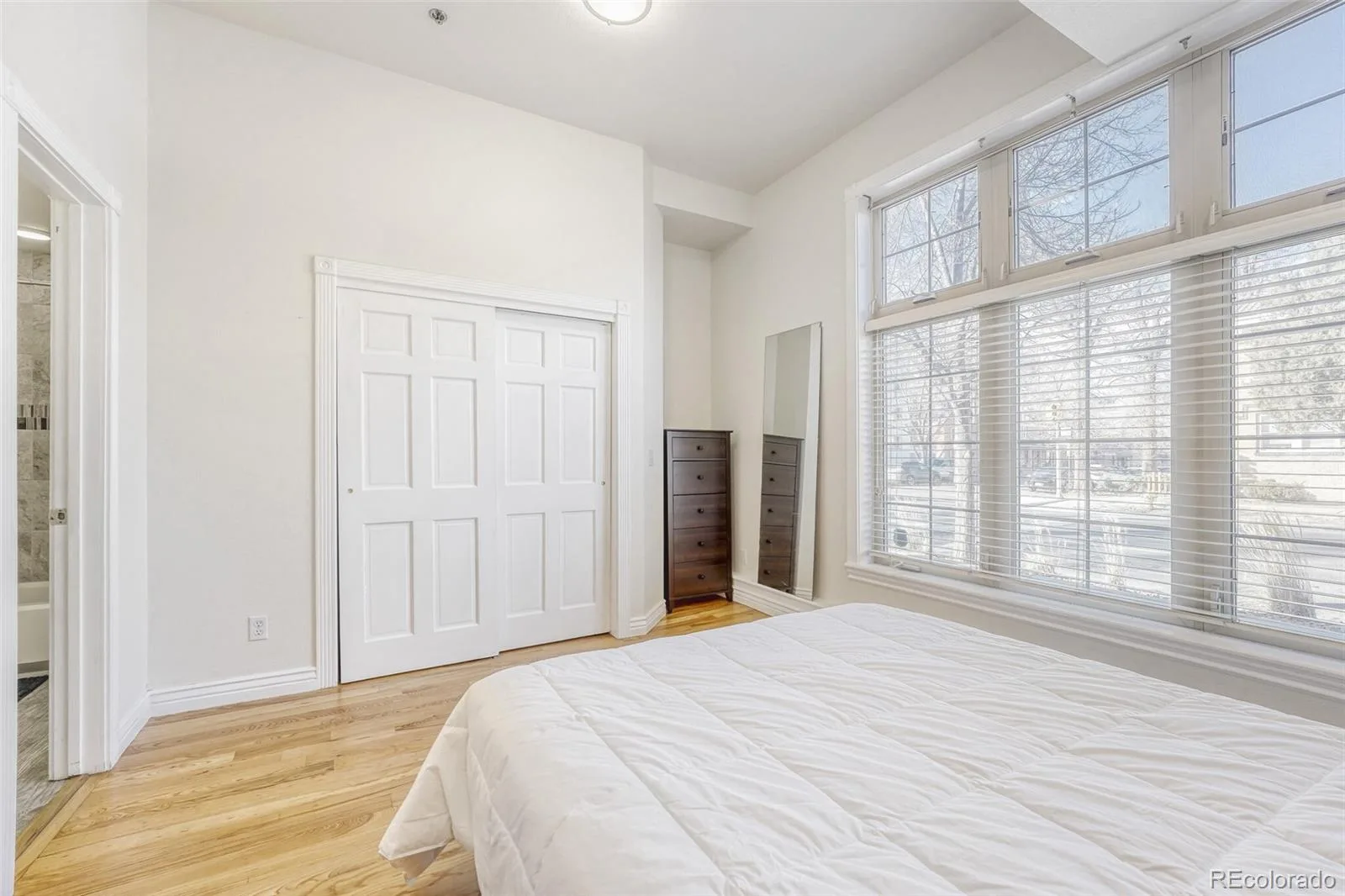 800 E 18th Avenue #107 Denver CO 80218 MLS #REC8828418 06032026223200 1600 22