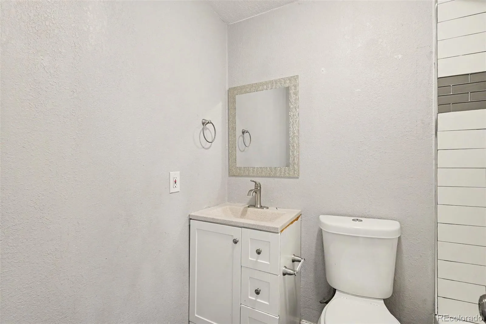 661 E Fremont Avenue Littleton CO 80122 | MLS #REC8830710 07292026002823 1600 12