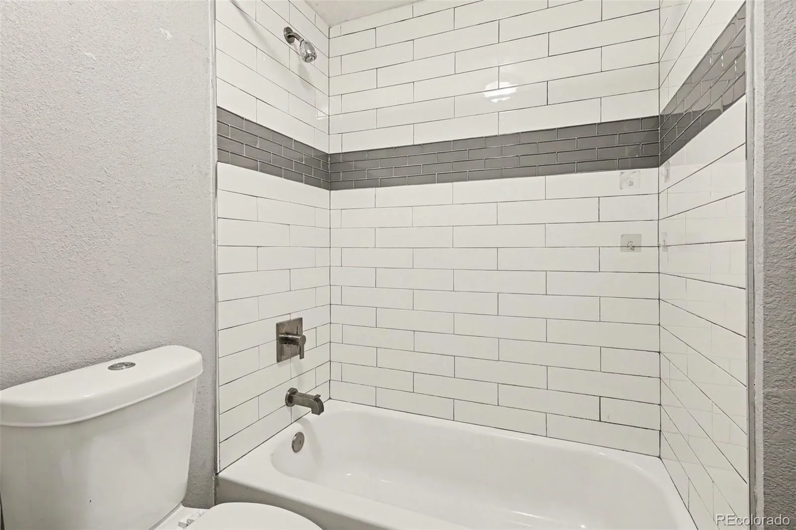 661 E Fremont Avenue Littleton CO 80122 | MLS #REC8830710 07292026002823 1600 13