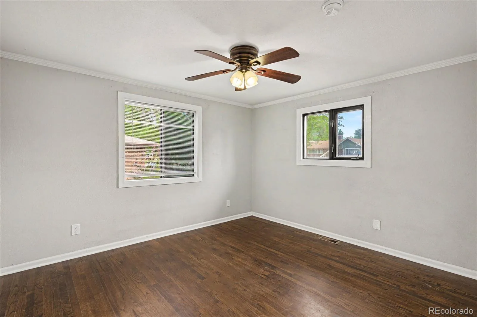 661 E Fremont Avenue Littleton CO 80122 | MLS #REC8830710 07292026002823 1600 18