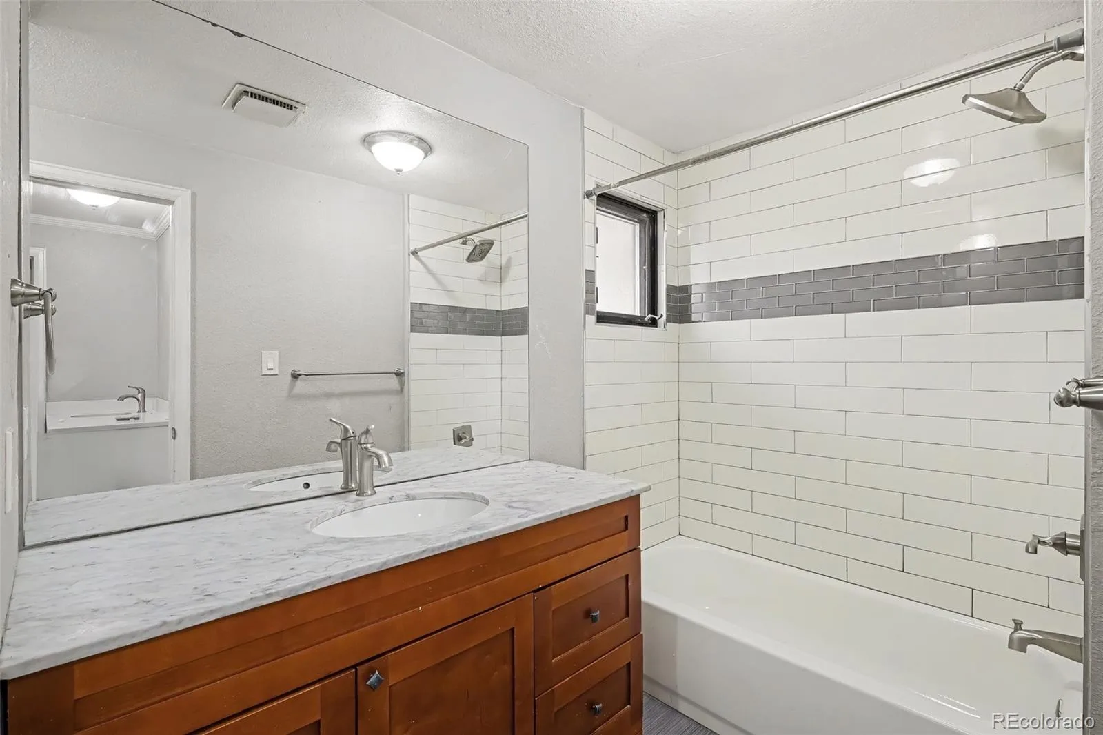 661 E Fremont Avenue Littleton CO 80122 | MLS #REC8830710 07292026002823 1600 20