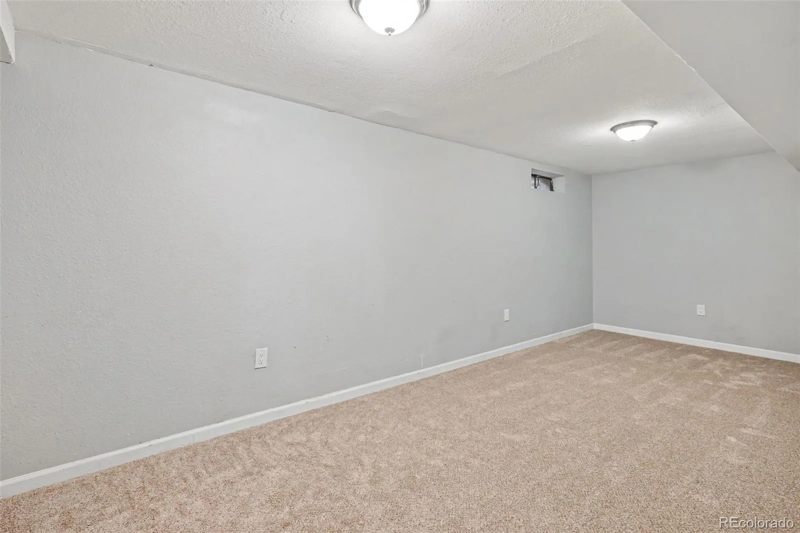 661 E Fremont Avenue Littleton CO 80122 | MLS #REC8830710 07292026002823 1600 23