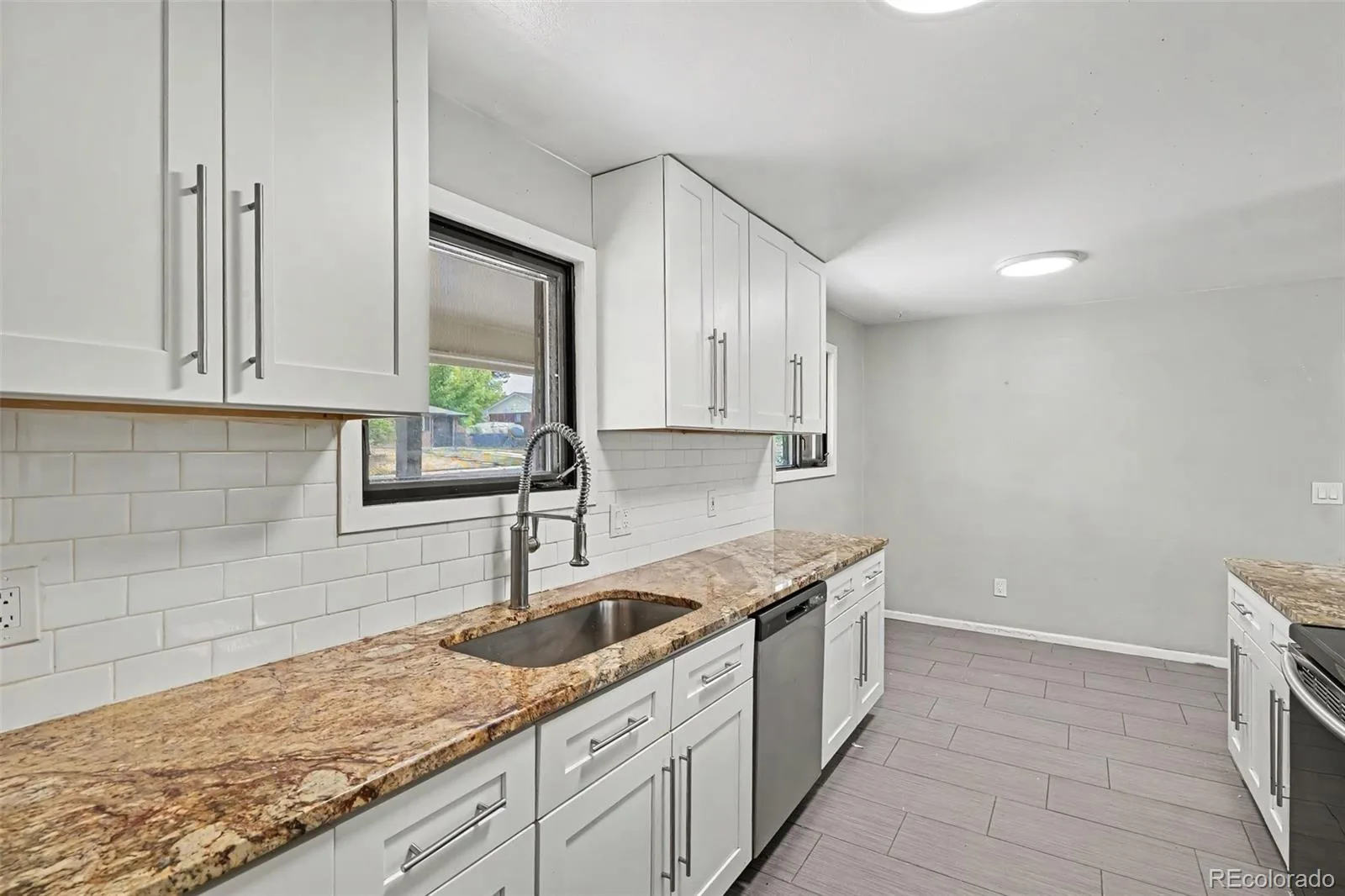 661 E Fremont Avenue Littleton CO 80122 | MLS #REC8830710 07292026002823 1600 7