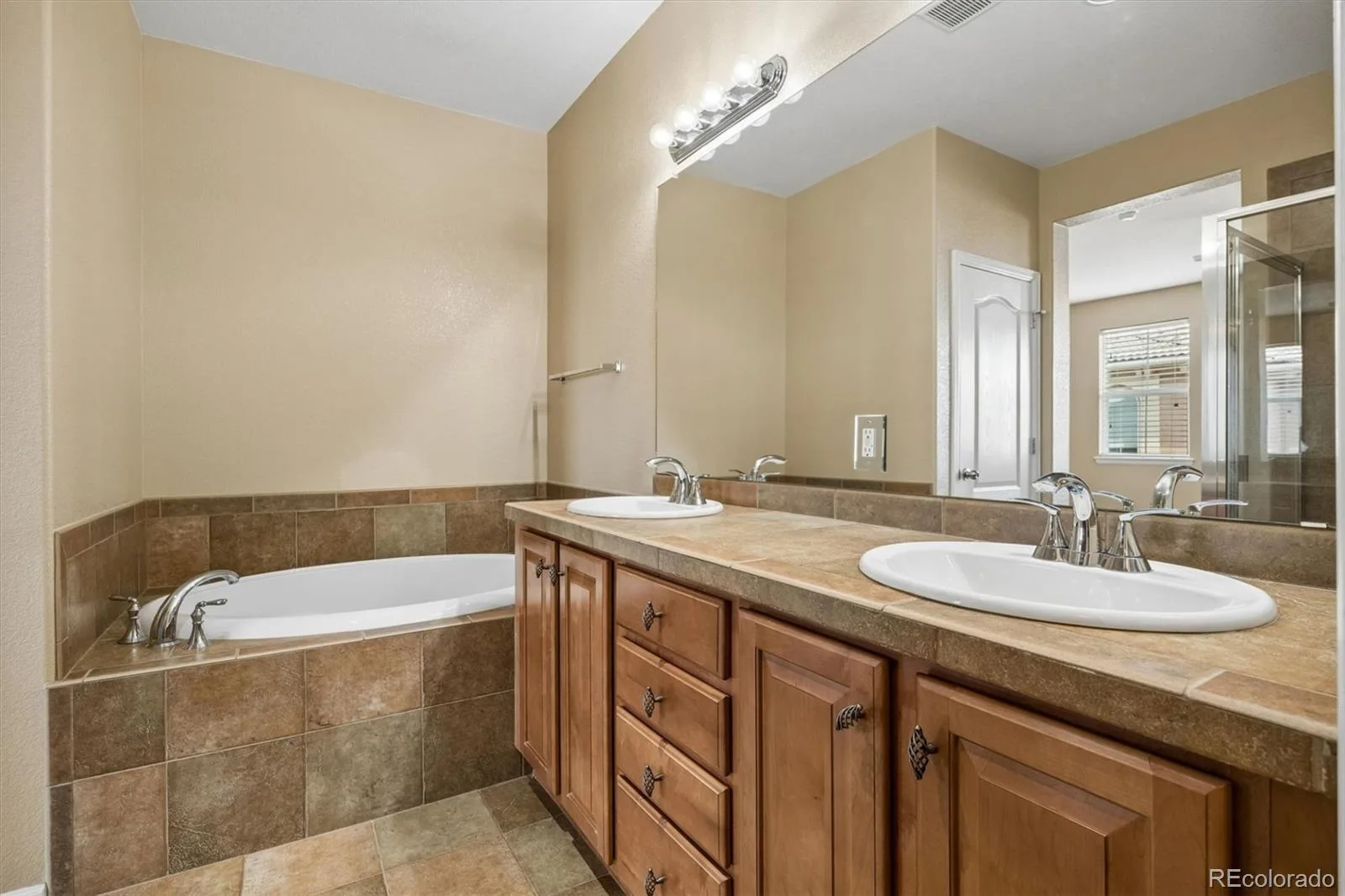 3345 Cascina Circle #C Littleton CO 80126 | MLS #REC8830839 07072026153742 1600 16