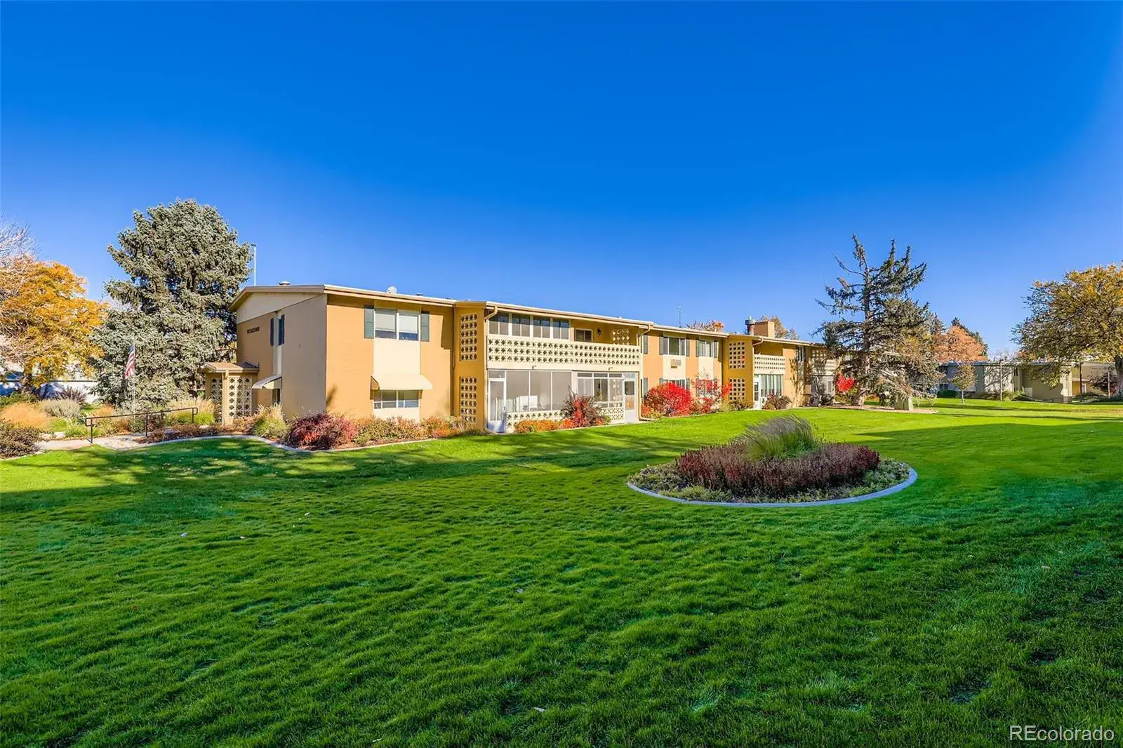740 S Alton Way #2B Denver CO 80247 MLS #REC8830949 01012026203254 1600 4