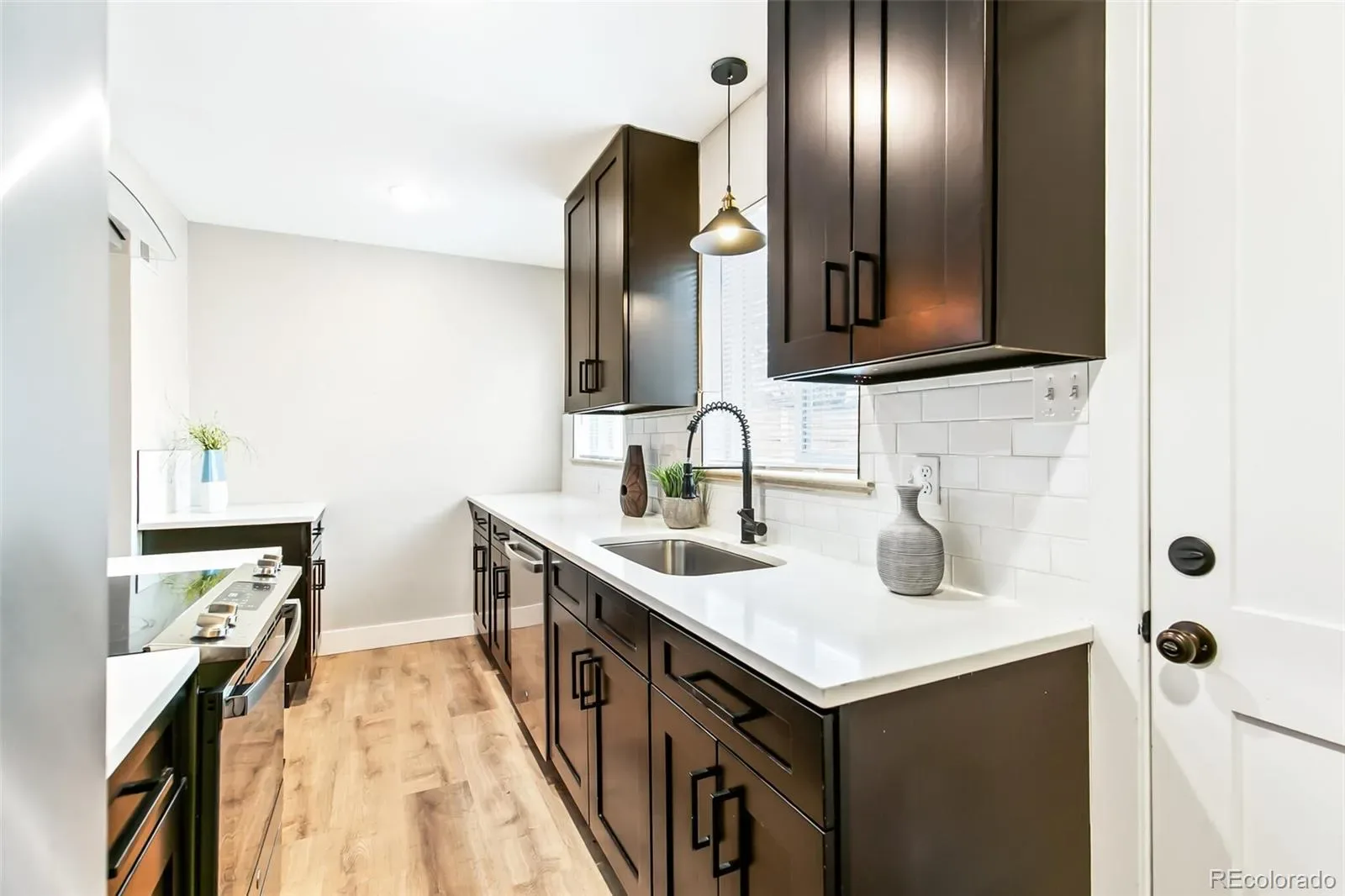 03282026000000 1600 13