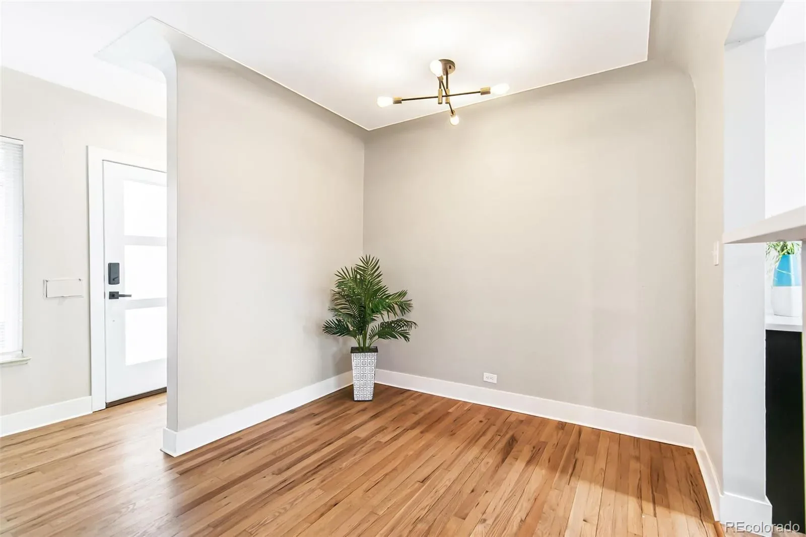 03282026000000 1600 7