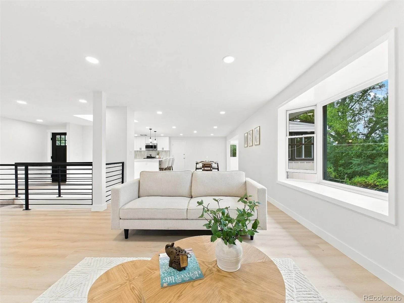 2361 S Holly Place Denver CO 80222 | MLS #REC8831250 08282026202005 1600 20