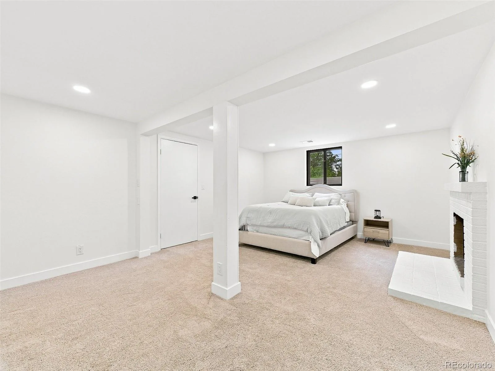 2361 S Holly Place Denver CO 80222 | MLS #REC8831250 08282026202005 1600 39