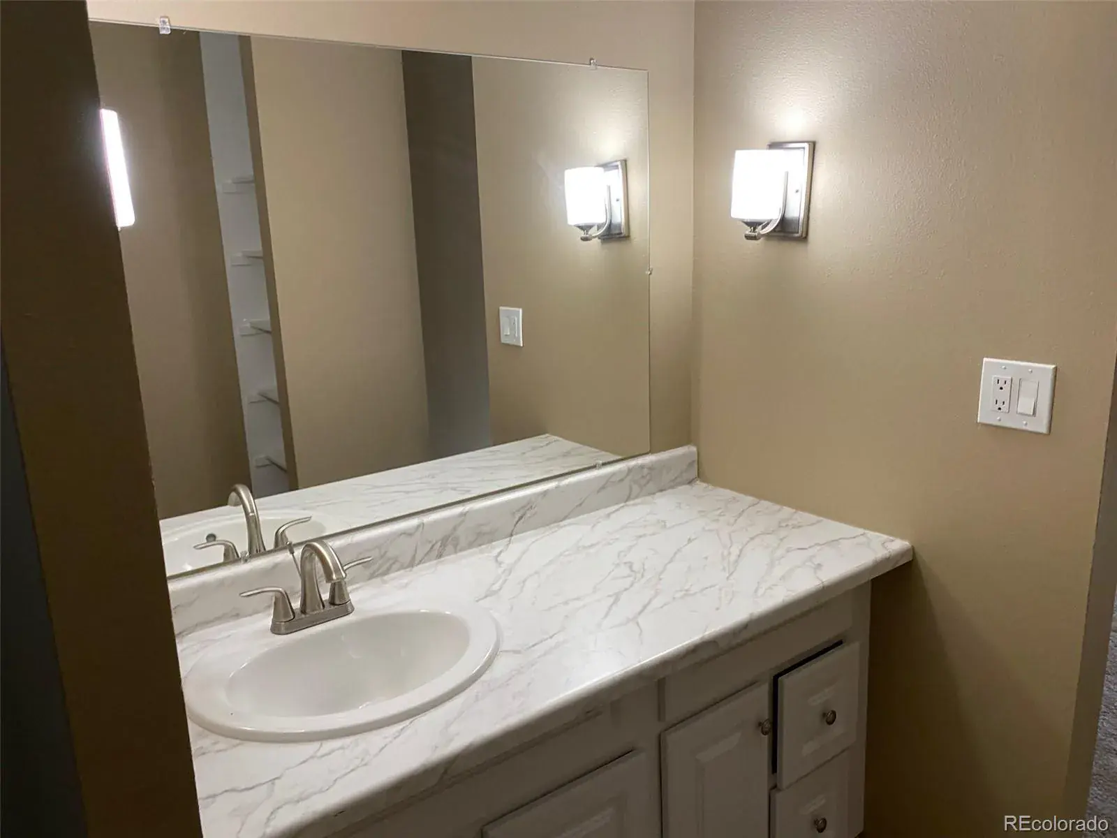 10022025020723 1600 10