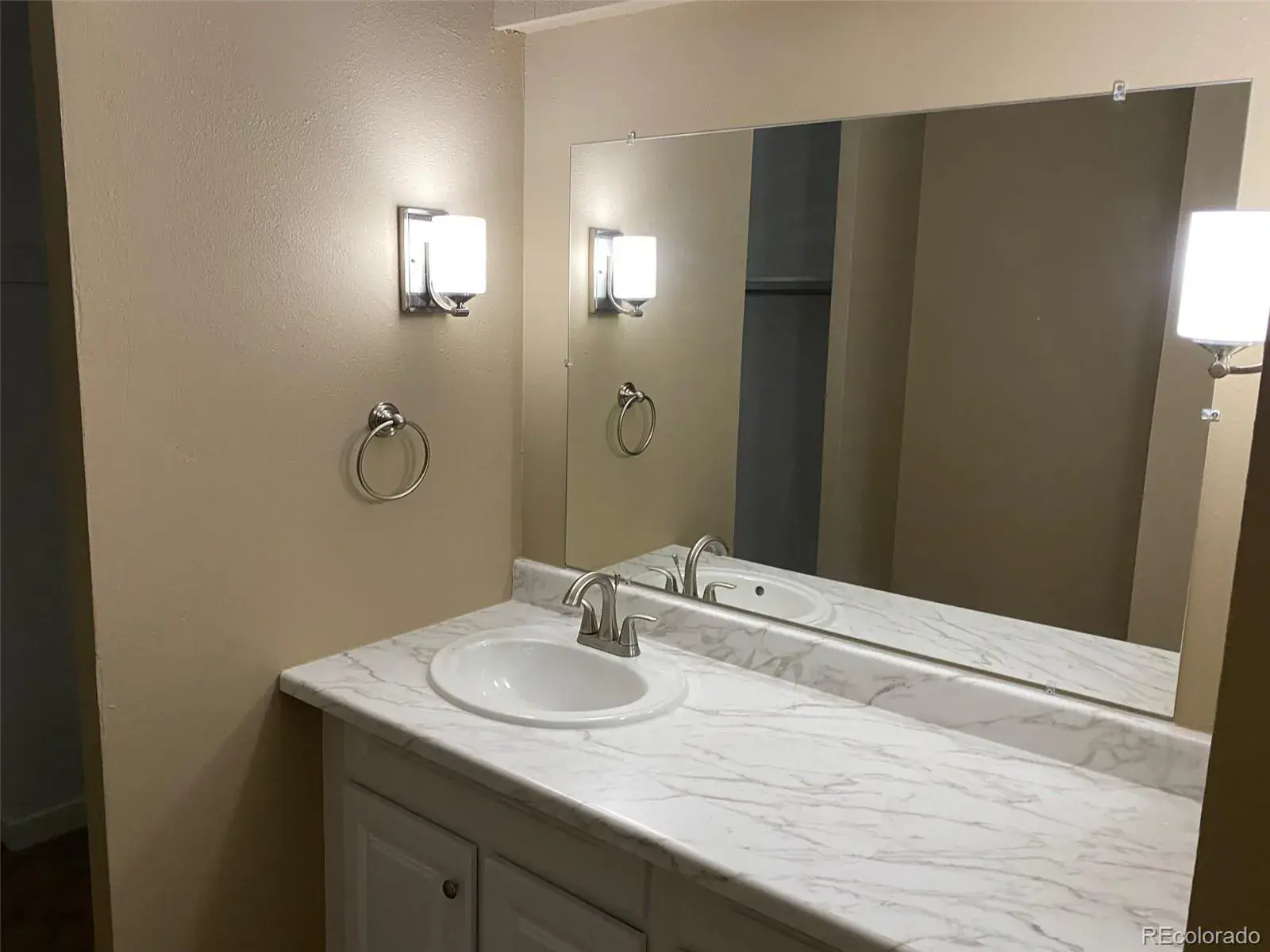 10022025020723 1600 9