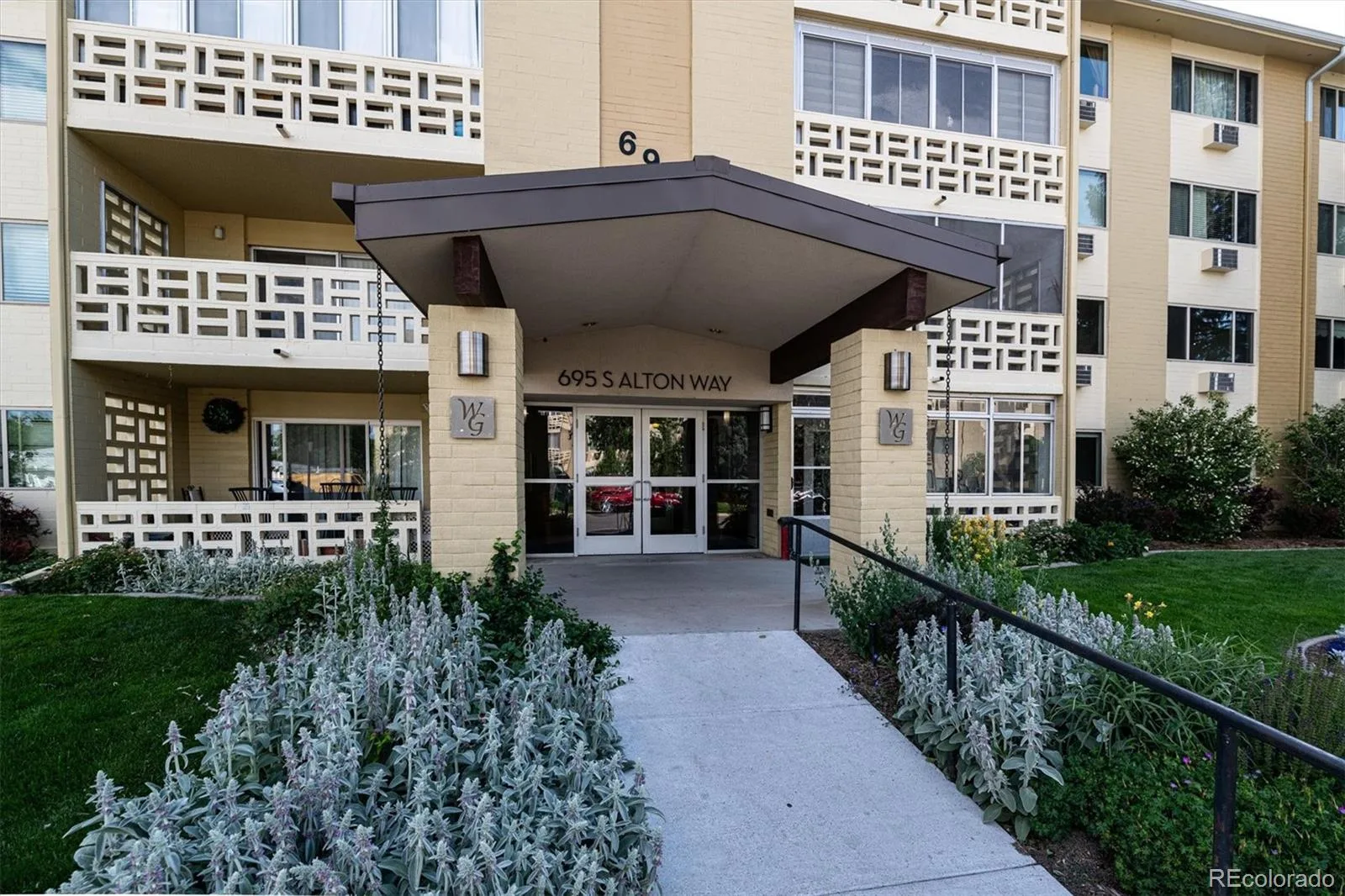 695 S Alton Way #5A Denver CO 80247 MLS #REC8834447 06132026063239 1600 2