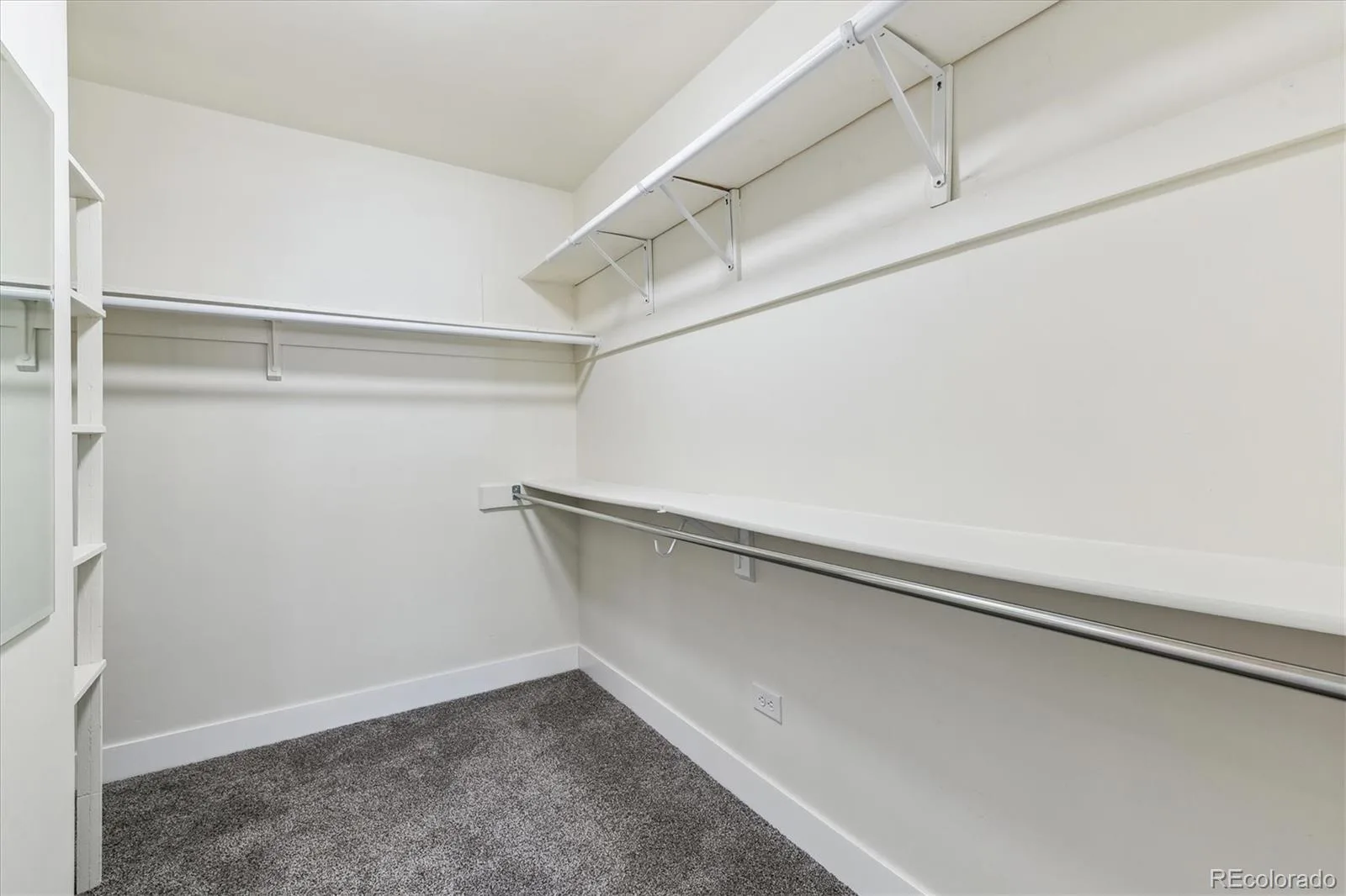 695 S Alton Way #5A Denver CO 80247 MLS #REC8834447 06132026063239 1600 24