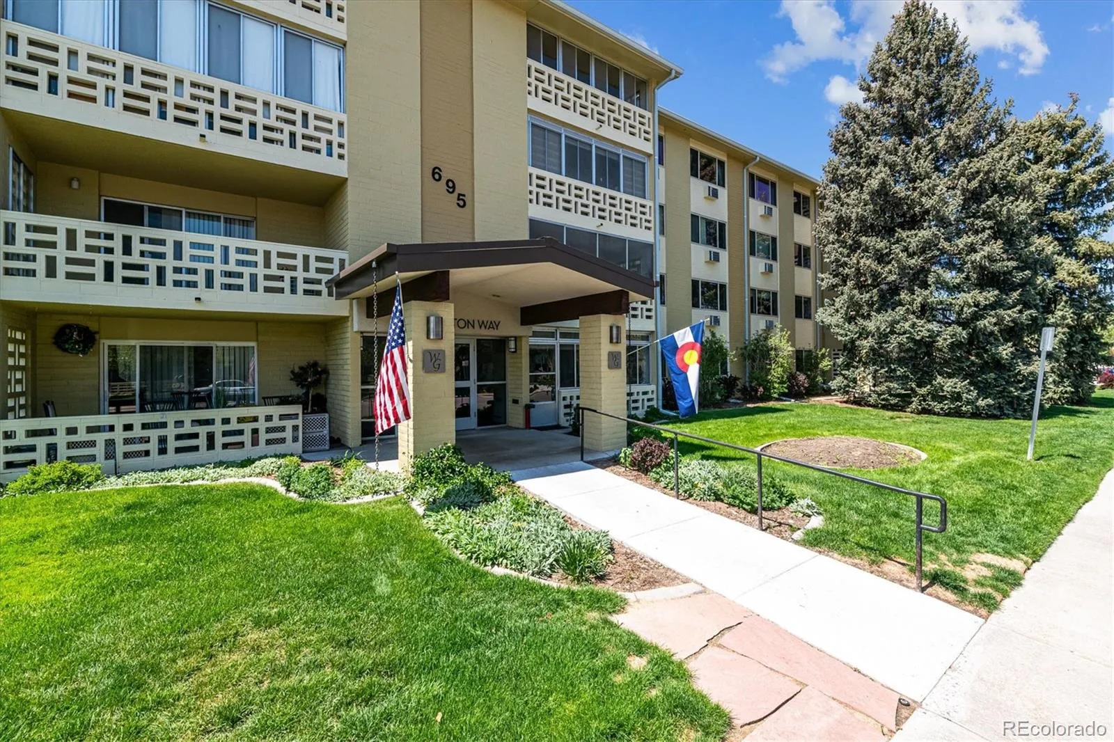 695 S Alton Way #5A Denver CO 80247 MLS #REC8834447 06132026063239 1600 35