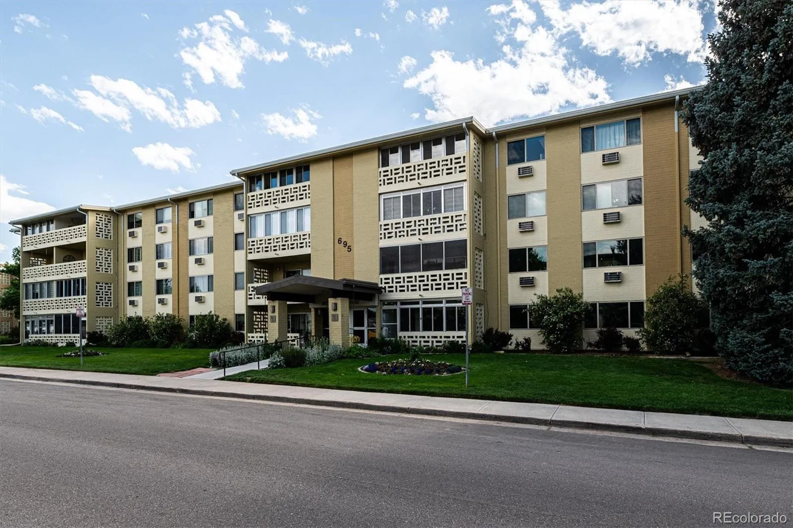 695 S Alton Way #5A Denver CO 80247 MLS #REC8834447 06132026063239 1600 5