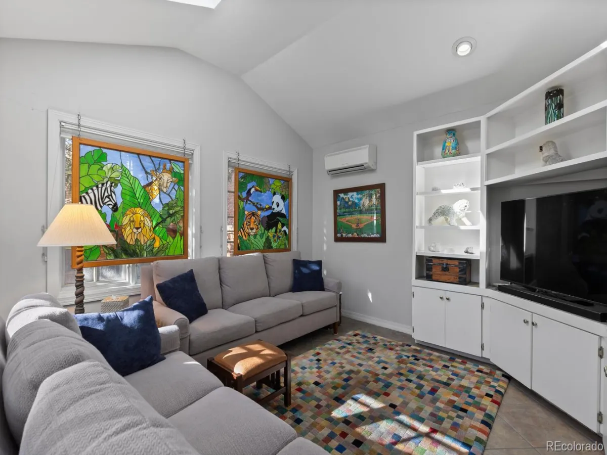 04092026214845 1200 16