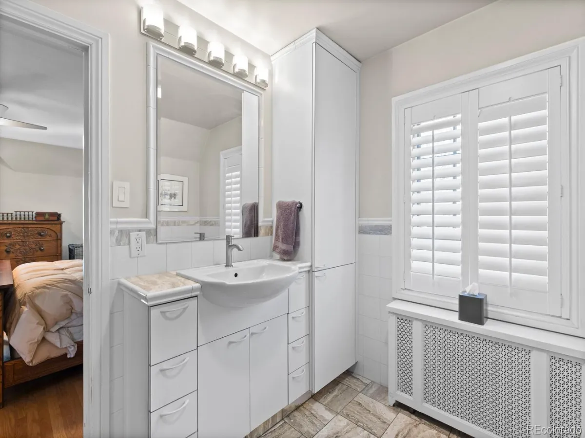 04092026214845 1200 21