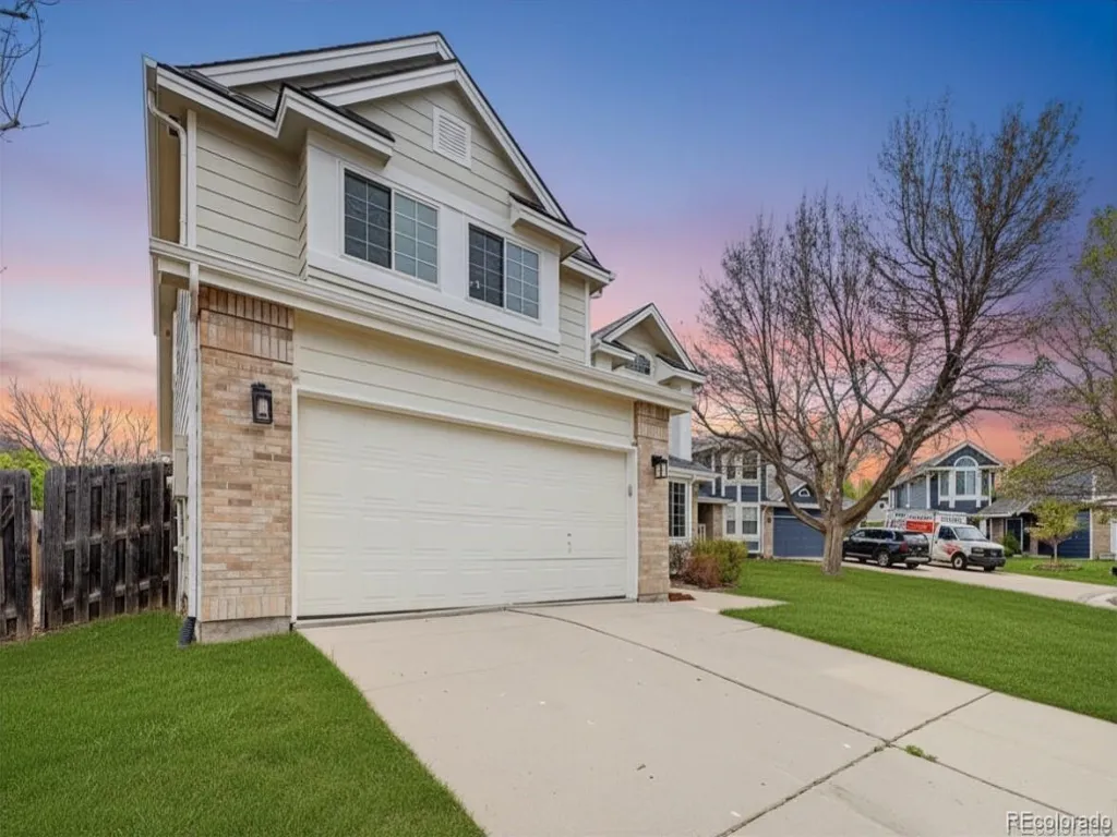 5532 S Lisbon Lane Centennial CO 80015 MLS #REC8836750 04182026022235 1024 3