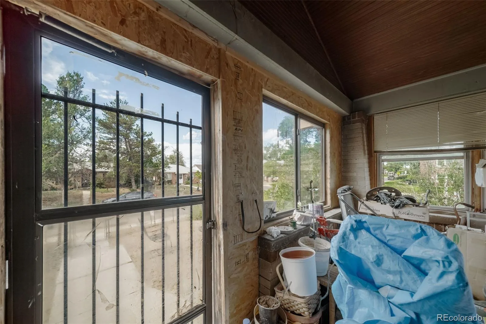 2678 Jasmine Street Denver CO 80207 | MLS #REC8837433 09222026215514 1600 10