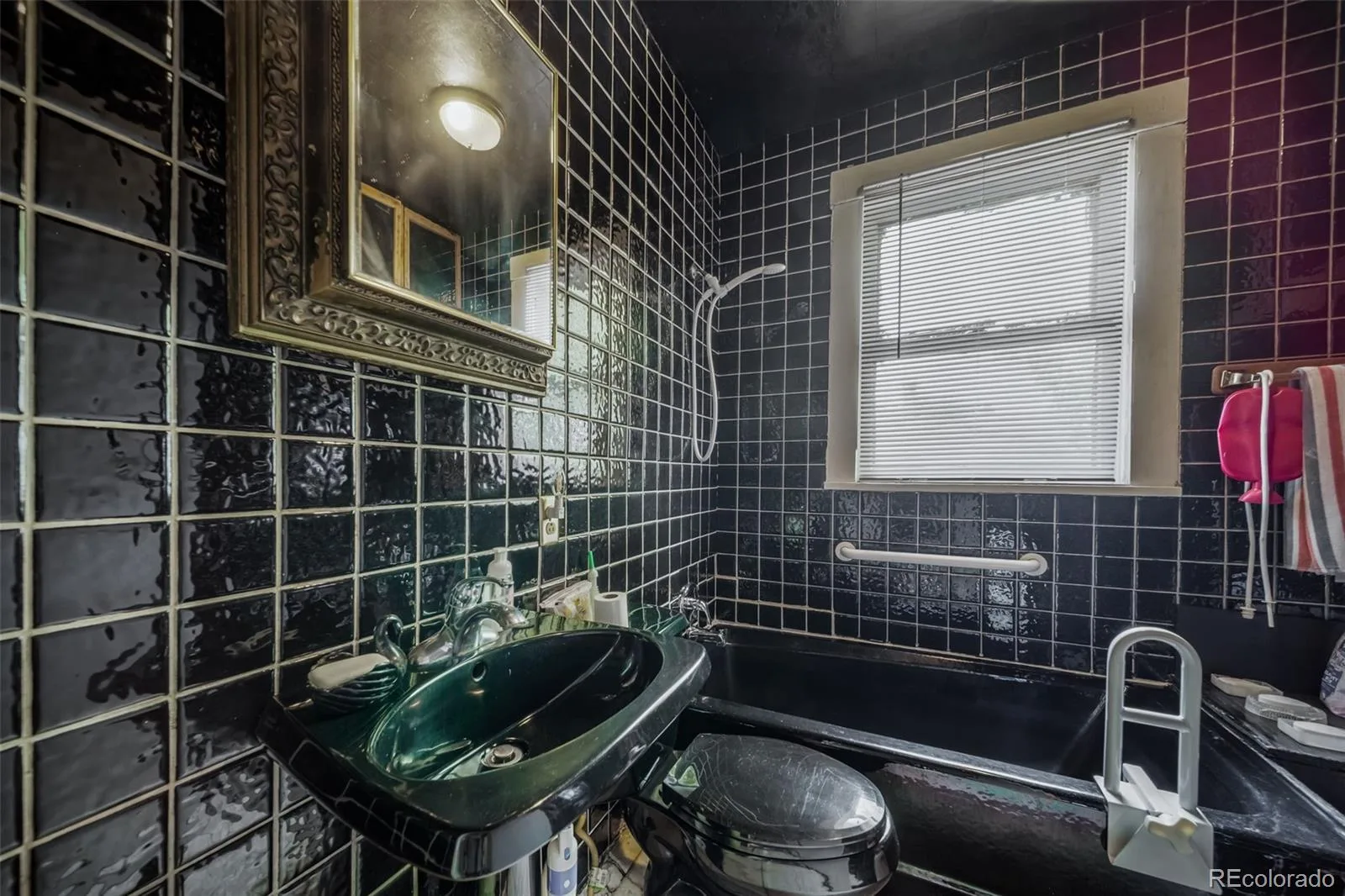 2678 Jasmine Street Denver CO 80207 | MLS #REC8837433 09222026215514 1600 14