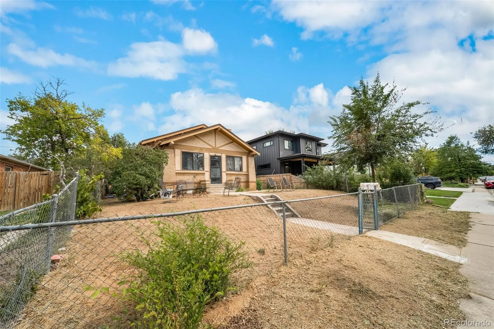 2678 Jasmine Street Denver CO 80207 | MLS #REC8837433 09222026215514 1600 3