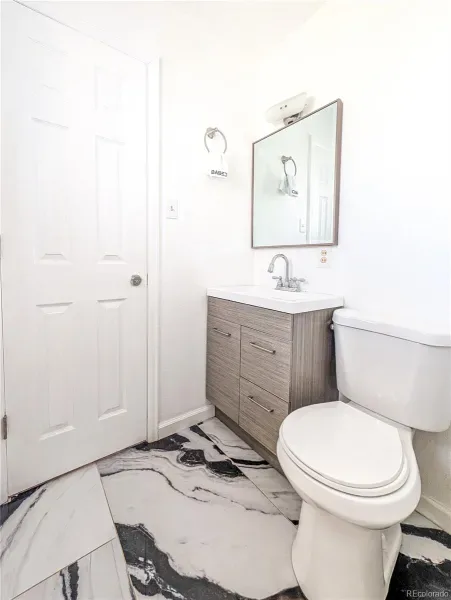 03282026010721 800 17