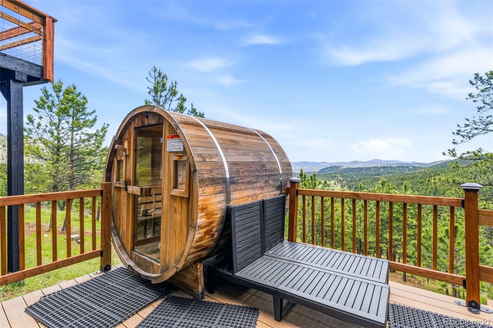 610 Meadow View Drive Evergreen CO 80439 | MLS #REC8838461 05312026184343 1600 34