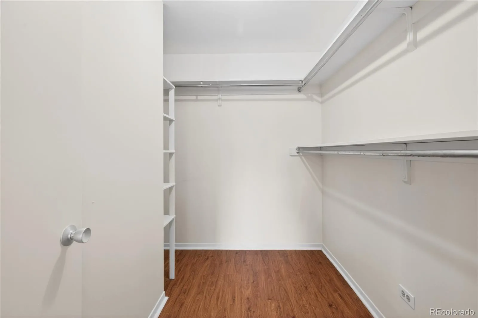 695 S Alton Way #9A Denver CO 80247 MLS #REC8838956 06132026172158 1600 24