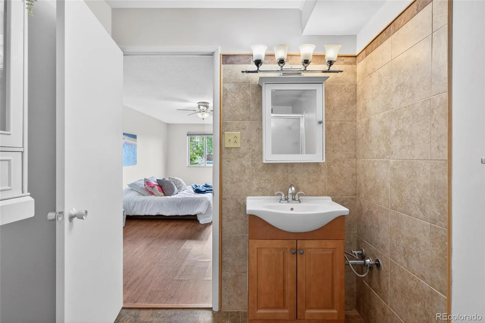 695 S Alton Way #9A Denver CO 80247 MLS #REC8838956 06132026172158 1600 27