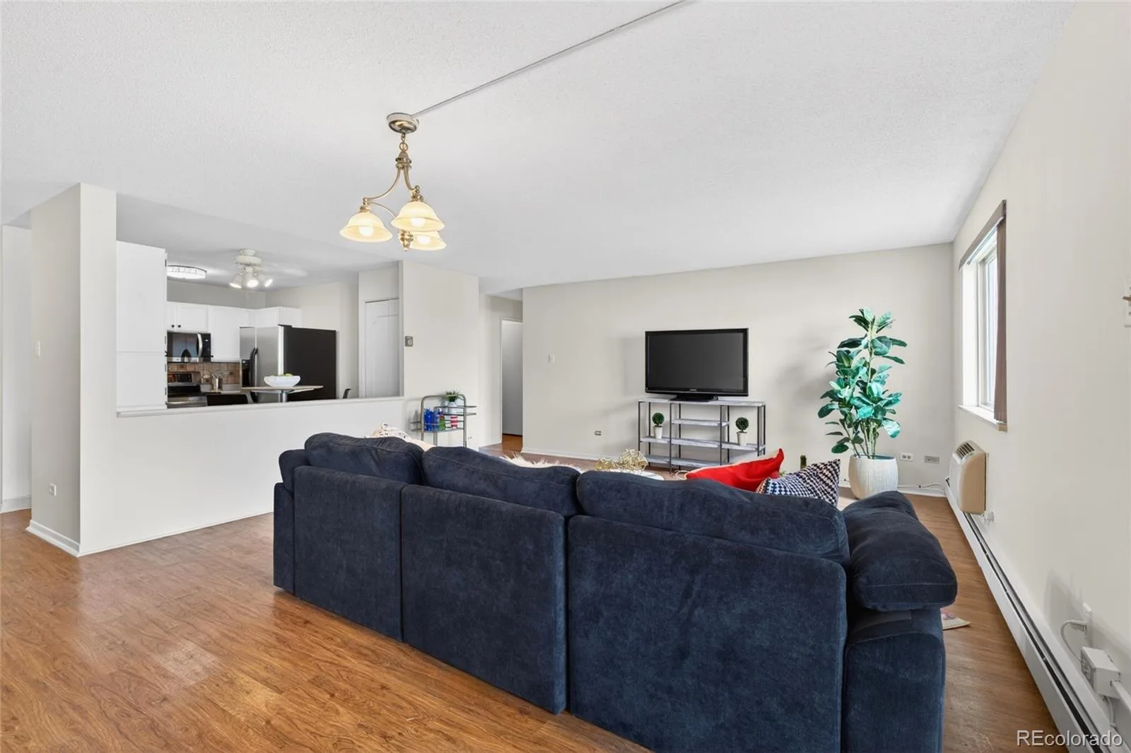 695 S Alton Way #9A Denver CO 80247 MLS #REC8838956 06132026172158 1600 4