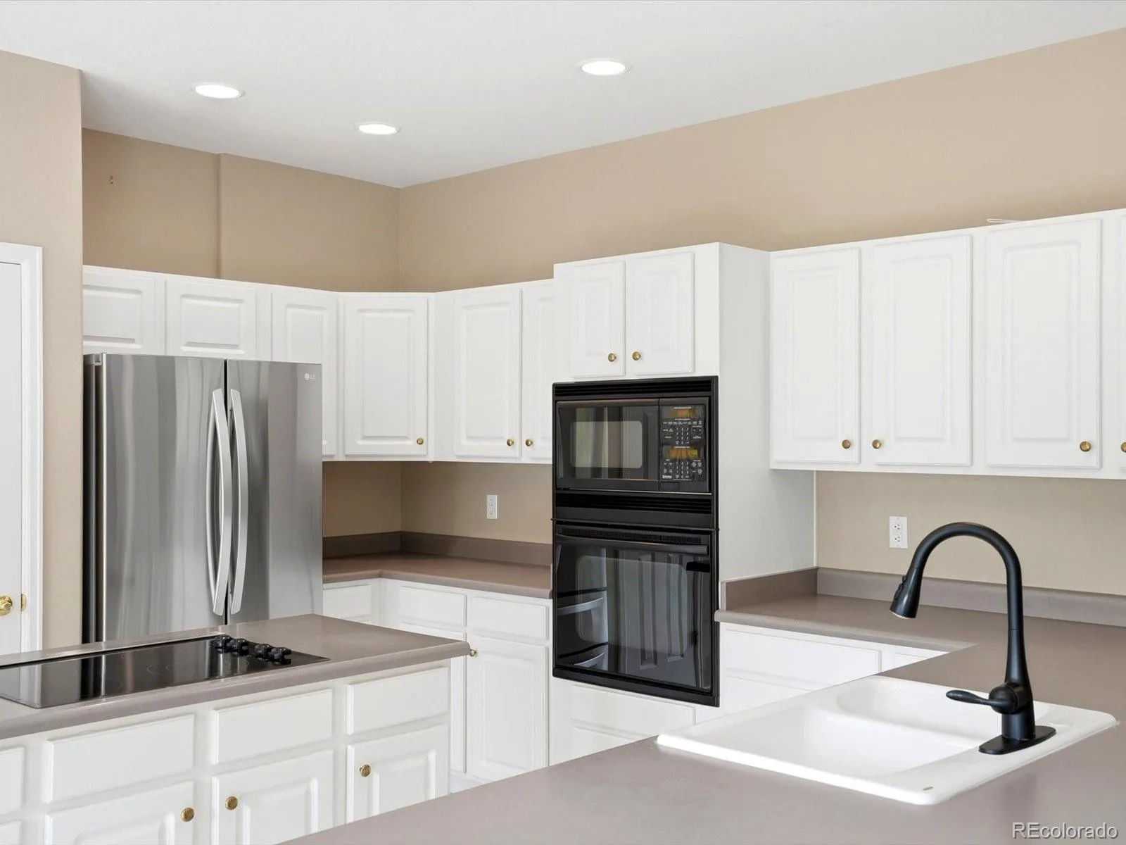 18740 E Progress Avenue Centennial CO 80015 MLS #REC8839493 06092026162733 1600 10
