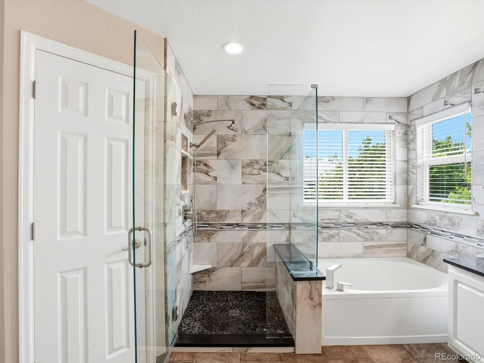18740 E Progress Avenue Centennial CO 80015 MLS #REC8839493 06092026162733 1600 27