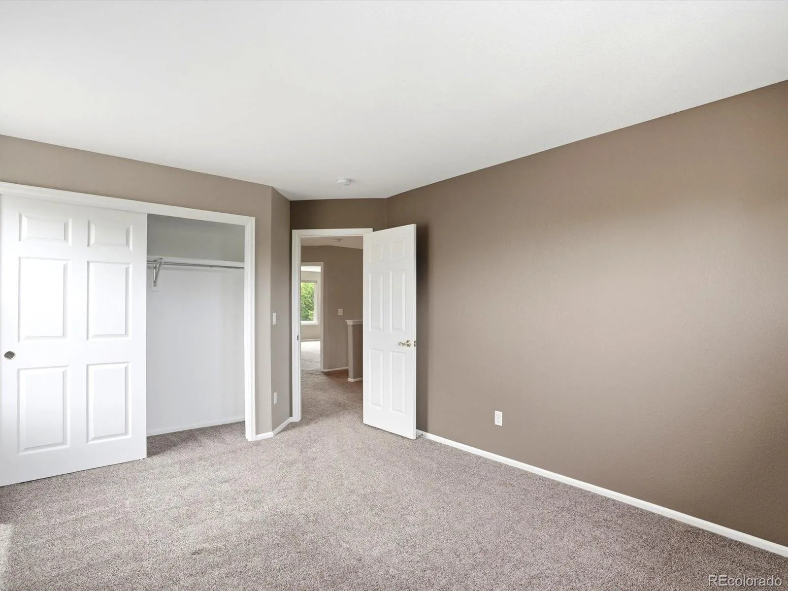 18740 E Progress Avenue Centennial CO 80015 MLS #REC8839493 06092026162733 1600 34
