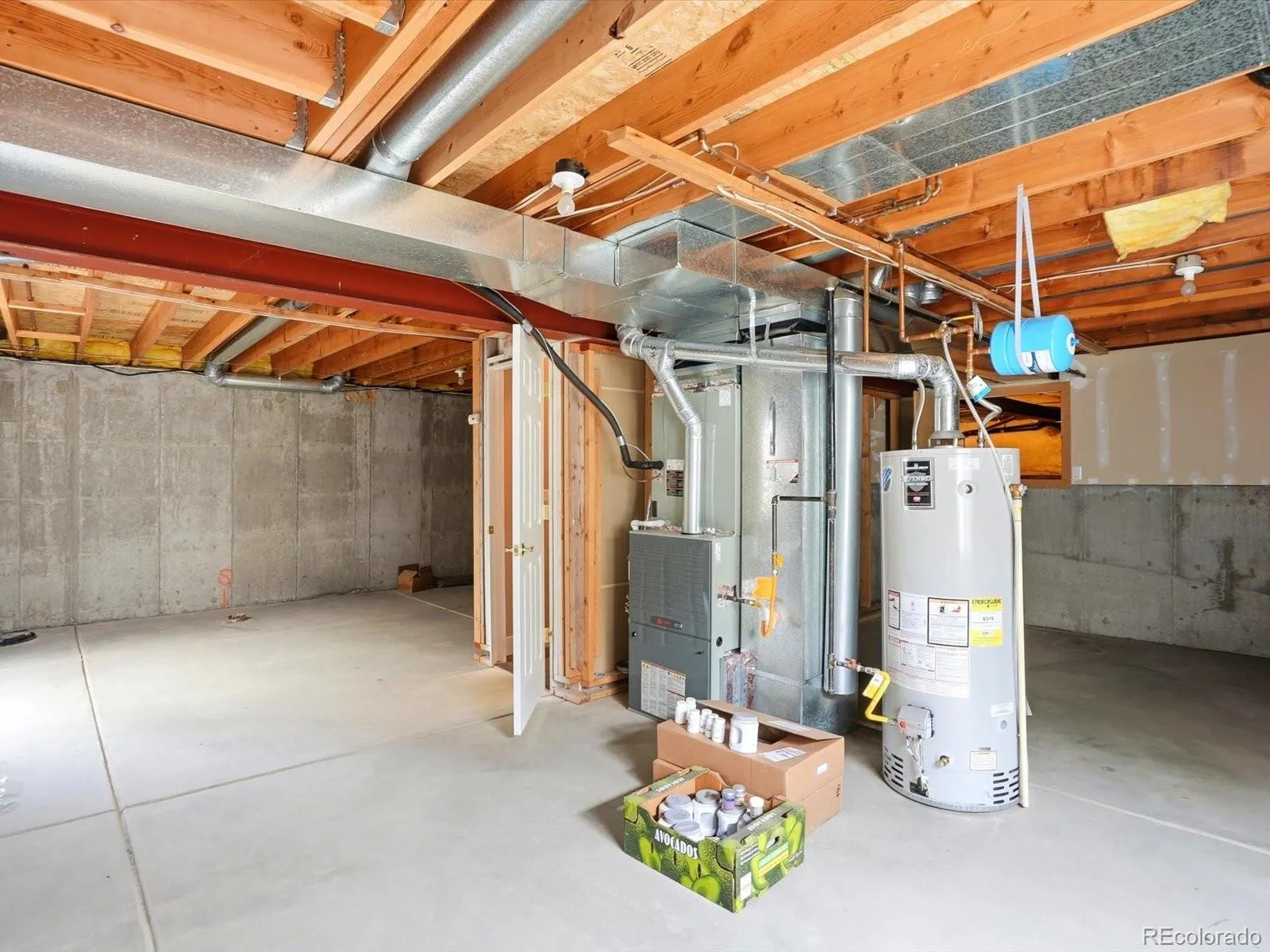 18740 E Progress Avenue Centennial CO 80015 MLS #REC8839493 06092026162733 1600 39