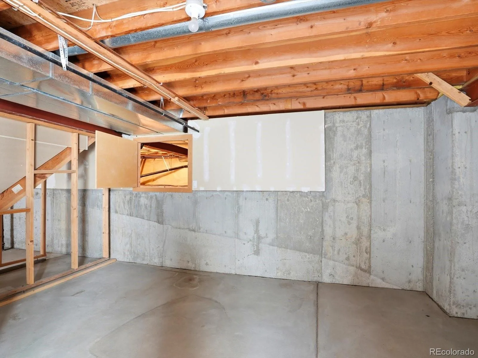 18740 E Progress Avenue Centennial CO 80015 MLS #REC8839493 06092026162733 1600 40